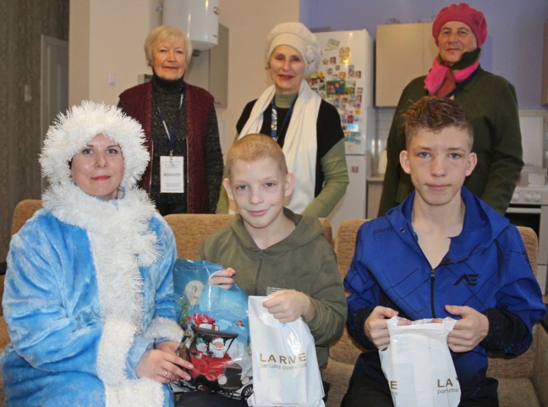 Волонтеры серебряного возраста поддержали акцию Наши дети